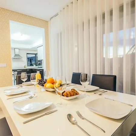 23: Stunning Apartment, Great Location * Ferrel (Leiria)