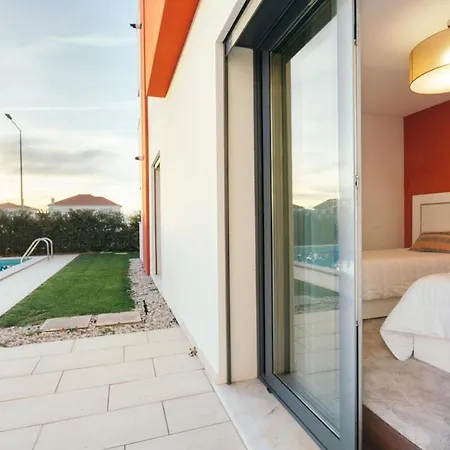 23: Stunning Apartment, Great Location * Ferrel (Leiria)